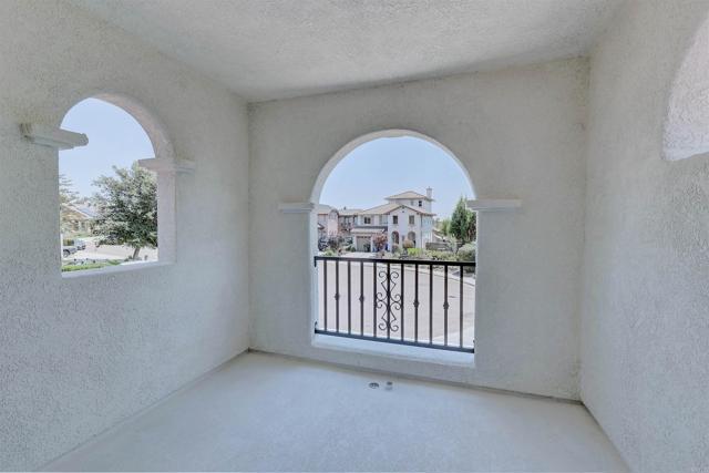 954 Prism Drive, San Marcos CA: https://media.crmls.org/mediaz/10c68913-ba97-463b-b829-b38198634040.jpg