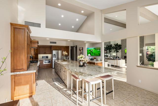 55197 Southern, La Quinta CA: https://media.crmls.org/mediaz/10c6b648-ef33-4d6b-850c-6dc55e7e1bfb.jpg