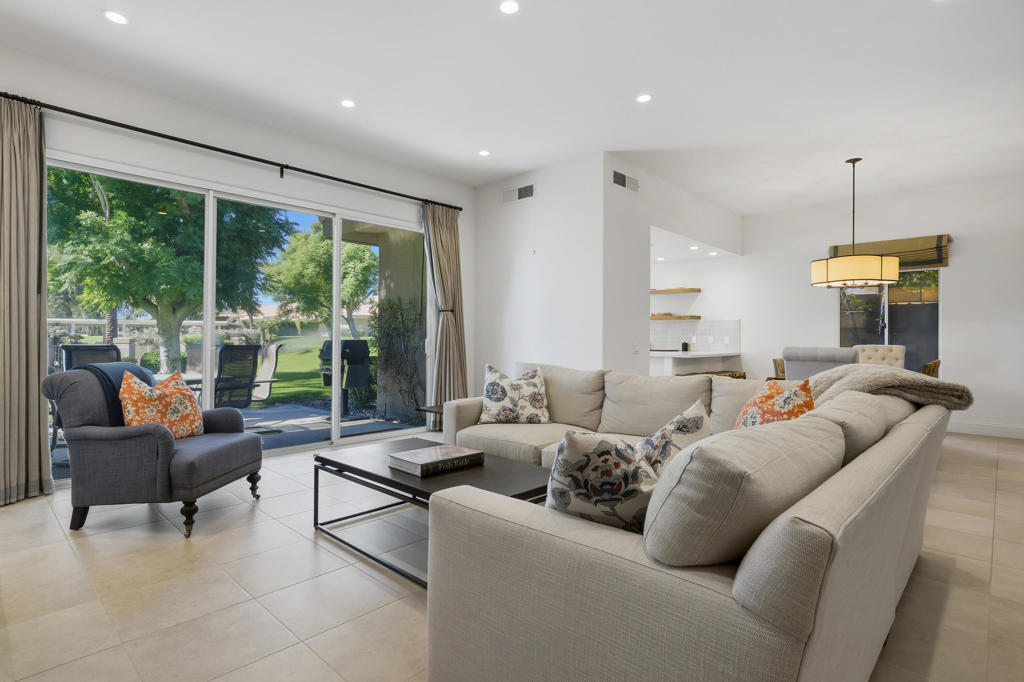 MLS #219138570DA image #4