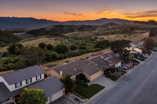 150 Crestview Drive, San Carlos CA: https://media.crmls.org/mediaz/10c71153-9e3c-4363-a223-11a1621d8b1b.jpg