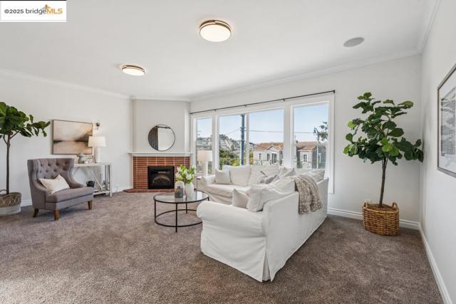 2 Westgate Dr., San Francisco CA: https://media.crmls.org/mediaz/10c76025-3c97-4c6e-aa9b-19e44ad0354e.jpg