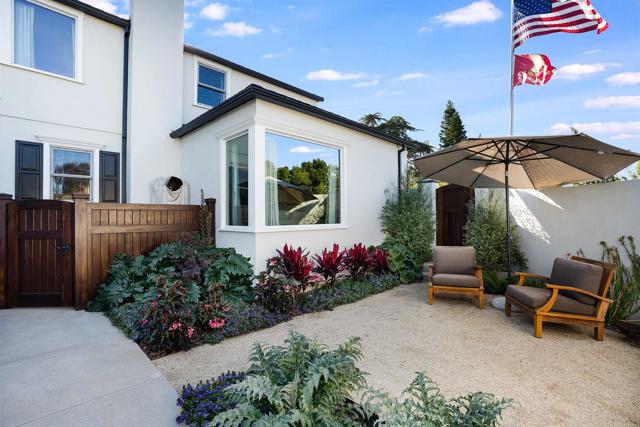 2675 Clove Street, San Diego CA: https://media.crmls.org/mediaz/10c7688e-ffa6-4b9d-a39a-f7d174add039.jpg