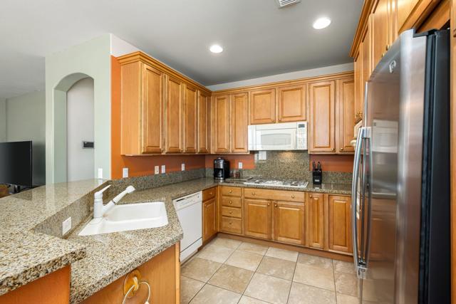 80208 Avd Linda Vista, Indio CA: https://media.crmls.org/mediaz/10c83cda-d315-4141-8d2e-e399dc9fd018.jpg