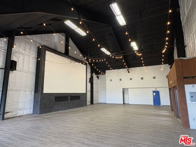 365 Mittry Lane, Lake Arrowhead CA: https://media.crmls.org/mediaz/10c88630-bb6f-43e8-b1f6-805ff7cda8dd.jpg