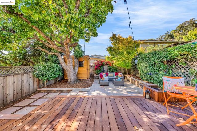 7231 Plank Ave, El Cerrito CA: https://media.crmls.org/mediaz/10c89508-6087-4077-827d-bde83ac2d96f.jpg