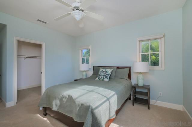 5199 Seagrove Place, San Diego CA: https://media.crmls.org/mediaz/10c9404c-cdb9-4854-b4b6-297bad8c1609.jpg