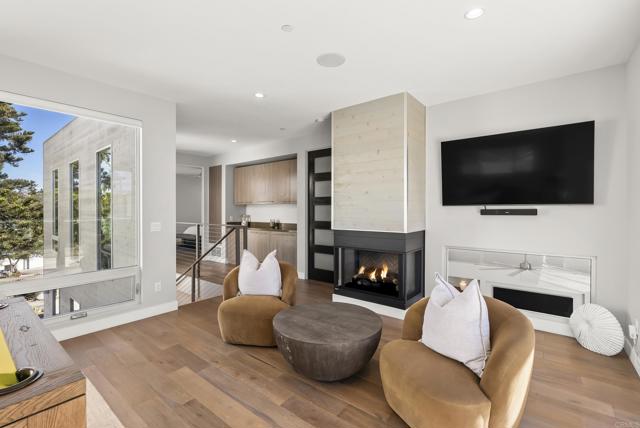 Detail Gallery Image 19 of 35 For 419 Parkwood Ln, Encinitas,  CA 92024 - 4 Beds | 3/1 Baths