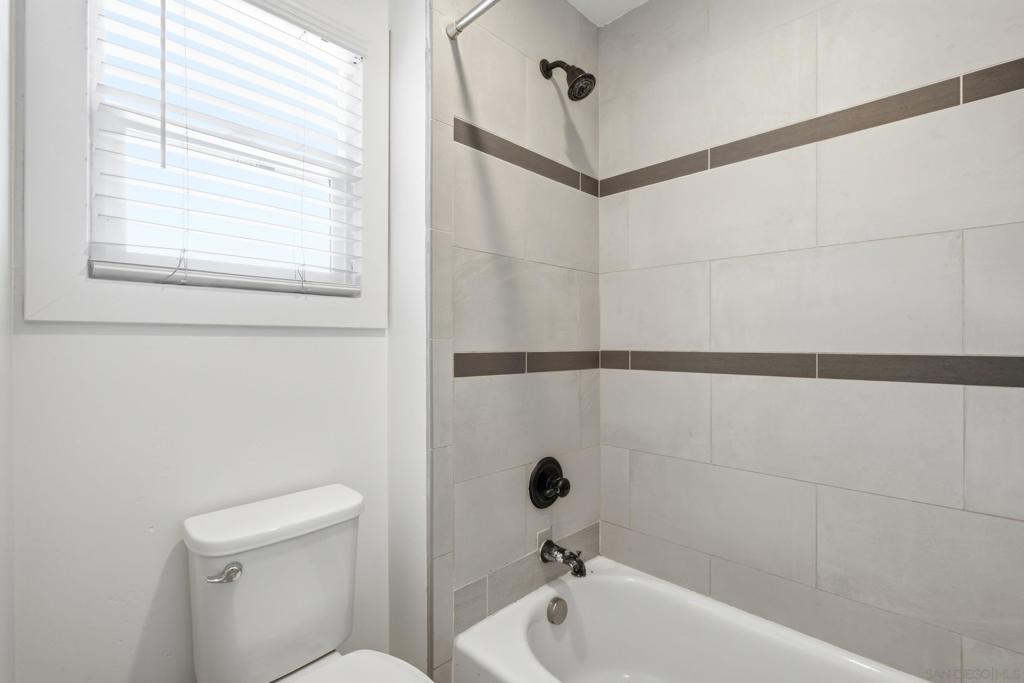 1323 Felspar Street - photo 18