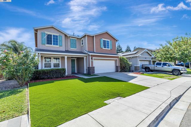 113 Silver Bell Way, Oakley CA: https://media.crmls.org/mediaz/10cc3694-9032-4023-9de0-f0581c62bb5a.jpg