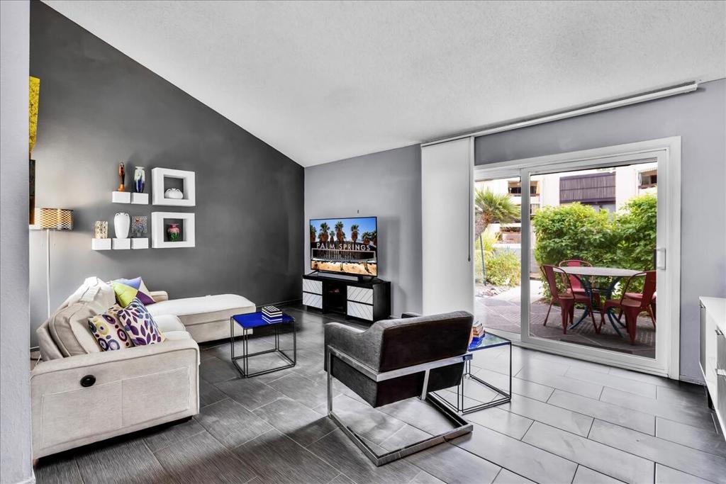 MLS #219134747DA image #3