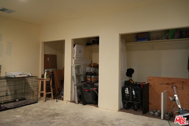 1819 W 129th Street, Gardena CA: https://media.crmls.org/mediaz/10cff306-fd34-44b6-96b3-36887d8c9cba.jpg