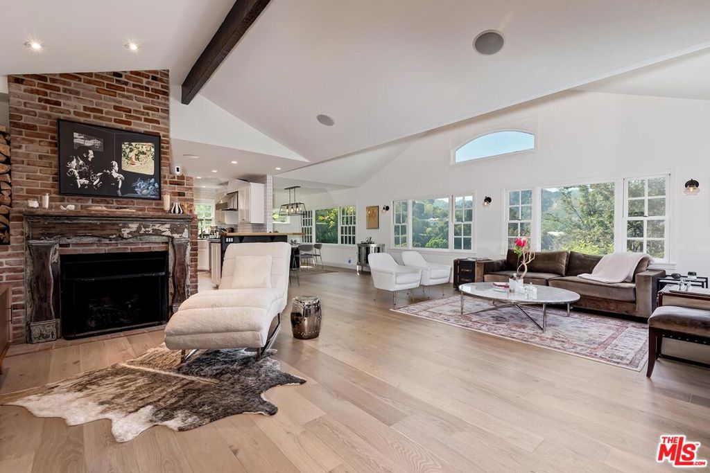 3983 Sunswept DriveStudio City img 33