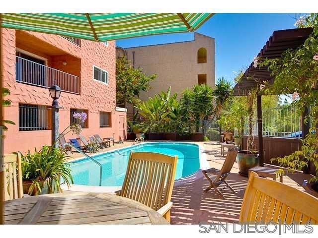 MLS #250036562SD image #11