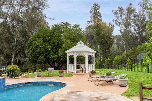 16327 Woodson View Rd, Poway CA: https://media.crmls.org/mediaz/10d1250c-e3e7-4aba-844c-0cffc34c17df.jpg