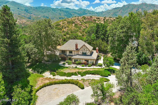 2317 Sierra Creek Road, Agoura Hills CA: https://media.crmls.org/mediaz/10d1262c-27f4-4b38-bafe-754e784e4df6.jpg