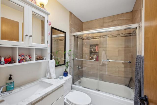 1615 Oakdale Avenue, San Francisco CA: https://media.crmls.org/mediaz/10d13e9a-9d67-4f6f-97b7-421cca146745.jpg