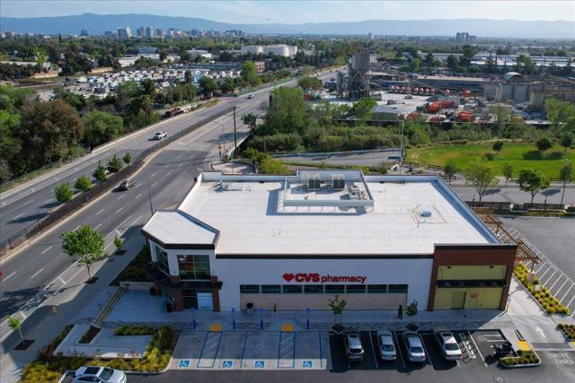 1011 Bellante Lane, San Jose CA: https://media.crmls.org/mediaz/10d14462-7905-4f68-984a-329bf065a6e1.jpg