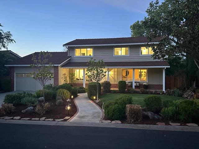 135 Belvue Drive, Los Gatos CA: https://media.crmls.org/mediaz/10d1fc39-c136-4c45-9468-a39ec4fbe609.jpg
