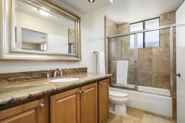 2 Rutgers Court, Rancho Mirage CA: https://media.crmls.org/mediaz/10d28b77-7ef3-4679-8b8e-024d8eda8d39.jpg