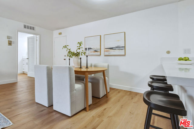 1 Bed Home for Sale in Encino, California