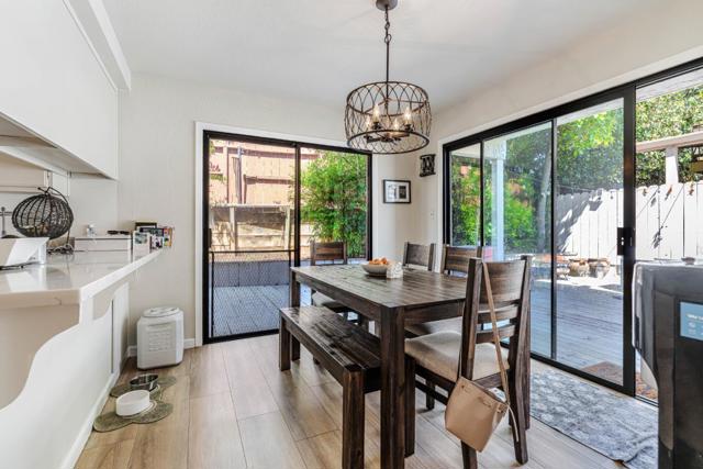 764 Bain Place, Redwood City CA: https://media.crmls.org/mediaz/10d42498-dff8-4d62-935a-9a8e4b8be3e5.jpg