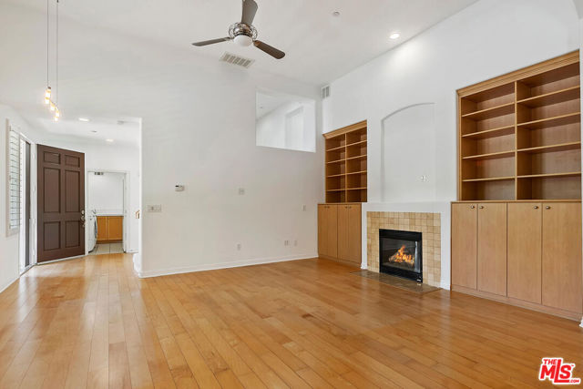 5720 Celedon photo 8