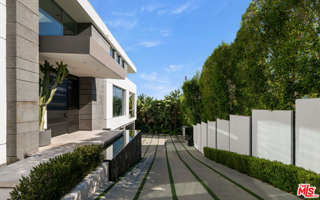 Drew Fenton | 1740 Bel Air Road Los Angeles CA | MLS: 7681056