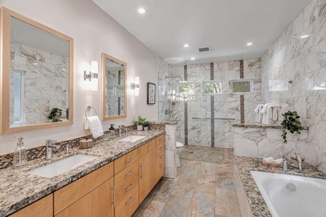 15010 Larga Vista Drive, Los Gatos CA: https://media.crmls.org/mediaz/10d48f26-fc2f-45f6-a531-8ca085a825f1.jpg