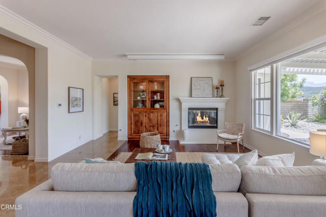 219 Via Rebecca, Thousand Oaks CA: https://media.crmls.org/mediaz/10d6c26a-b95a-4be0-8f5f-5926d5ad5680.jpg