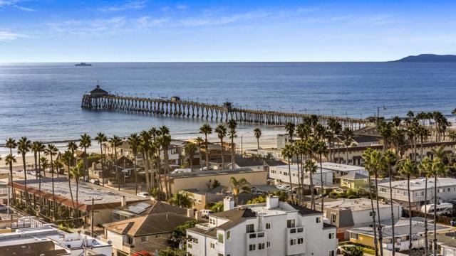 1288 Seacoast Dr., Imperial Beach CA: https://media.crmls.org/mediaz/10d6c37f-1173-48b7-8719-84028bc77b5d.jpg