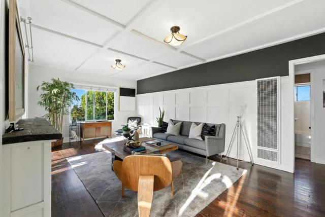 35 Mono Street, Brisbane CA: https://media.crmls.org/mediaz/10d6f95d-e24b-4814-bc48-642c8981f249.jpg
