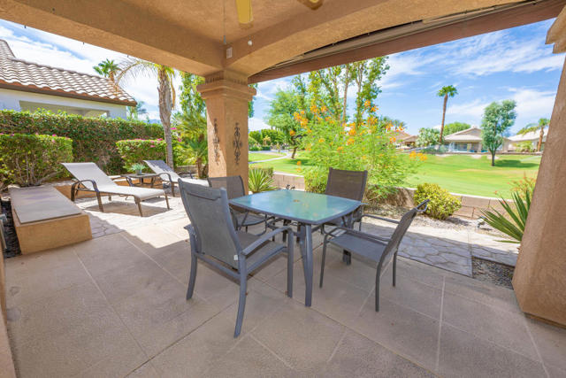 45439 Shaugnessy Drive, Indio CA: https://media.crmls.org/mediaz/10d73f51-e300-4b76-9d20-9e037b7b7020.jpg