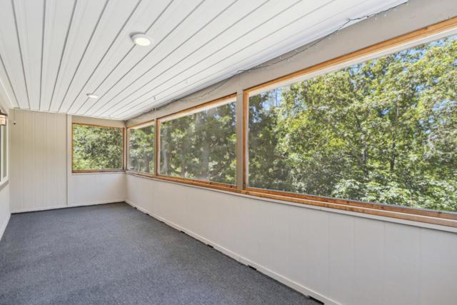 24895 Skyland Road, Los Gatos CA: https://media.crmls.org/mediaz/10d8054c-6838-4dfe-8a97-08bb23284e87.jpg