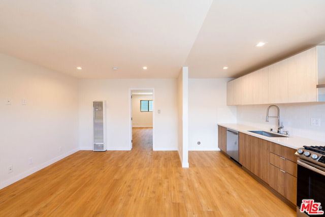 Image 14 of 28 For 1445 Avenue 47