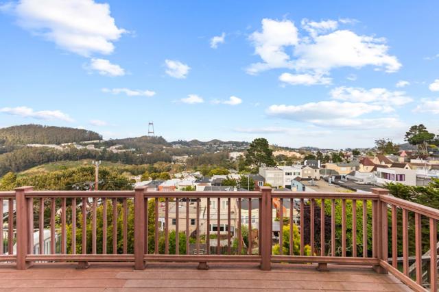 62 Cragmont Avenue, San Francisco CA: https://media.crmls.org/mediaz/10d84968-e72a-4c9f-b03e-95b5913cfec5.jpg