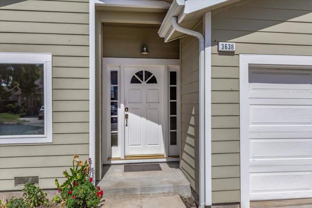 3638 Clear Brook Court, San Jose CA: https://media.crmls.org/mediaz/10da0ef4-dc20-470f-a3ad-3cc4bc0c2996.jpg