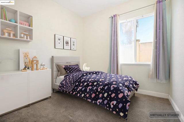 1839 Elizabeth Way, Brentwood CA: https://media.crmls.org/mediaz/10dab21b-49e2-402d-b292-21719308a581.jpg