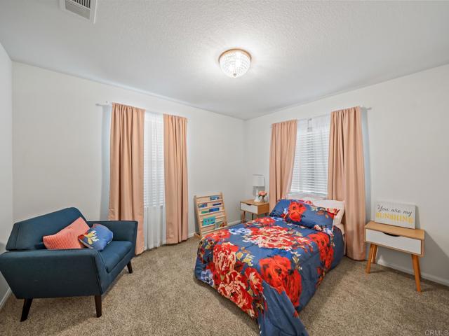 Detail Gallery Image 11 of 40 For 3416 Paseo De Fuentes, National City,  CA 91950 - 3 Beds | 2/1 Baths