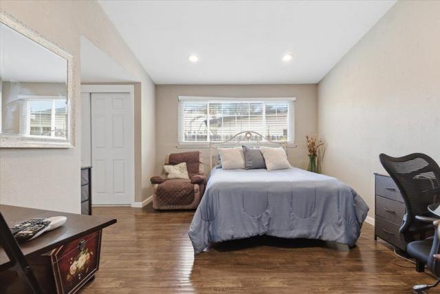 2627 Naples Street, Hayward CA: https://media.crmls.org/mediaz/10dd0739-8815-432b-8e86-81381c37a39f.jpg