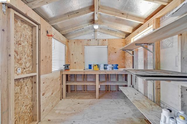 1424 Sunnyslope Ave, Belmont CA: https://media.crmls.org/mediaz/10dd1192-ef48-4e0c-aa8b-c0f0b04d632a.jpg