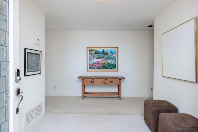 9 Wake Forest Court, Rancho Mirage CA: https://media.crmls.org/mediaz/10ddc0e1-121a-44ee-ad59-6e8f15cd9ec4.jpg