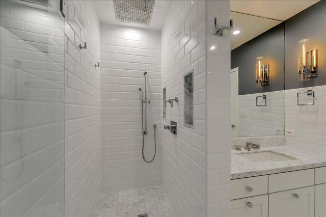 1203 N Sweetzer Avenue, West Hollywood CA: https://media.crmls.org/mediaz/10de0f63-02d0-43d3-a453-5c15a2f53647.jpg