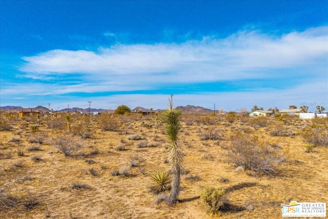 0 Perris Street, Yucca Valley CA: https://media.crmls.org/mediaz/10dfcafd-2765-4419-9b59-f427f80fead6.jpg