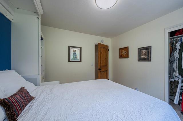 24 Pinehill Way, Monterey CA: https://media.crmls.org/mediaz/10e0bb18-5e45-4586-9c65-989c19baf015.jpg