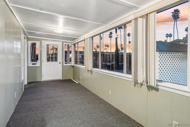 1215 Anchors Way Drive, Ventura CA: https://media.crmls.org/mediaz/10e0c0be-8269-442e-8111-fc5b31b410e4.jpg