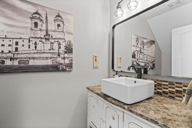 1846 Corte Pulsera, Oceanside CA: https://media.crmls.org/mediaz/10e0d660-d7c2-4c59-813d-18a5bb7ced9b.jpg