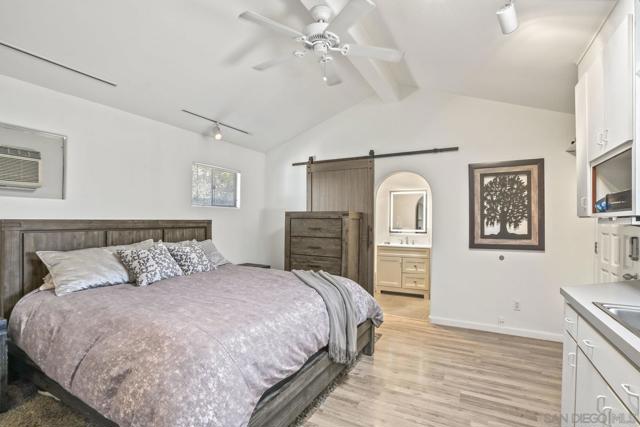 6702 Estrella Ave, San Diego CA: https://media.crmls.org/mediaz/10e1ab53-2ab0-43a8-9a00-60196dff732b.jpg