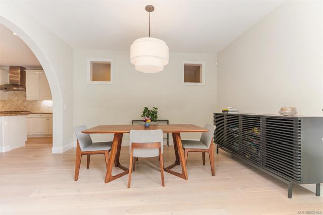 13571 Lopelia Meadows Pl, San Diego CA: https://media.crmls.org/mediaz/10e21e53-fe9c-42a0-a407-09ce49986082.jpg