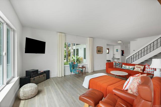 Detail Gallery Image 12 of 68 For 2066 Steiger Ln, Oceanside,  CA 92056 - 5 Beds | 3 Baths