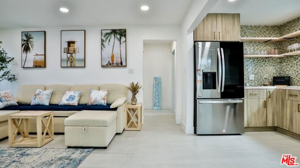 10e248f2 4584 42f4 A0eb Bdbdee7243ae